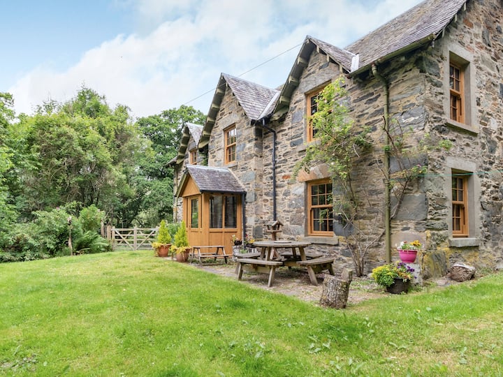 A Beautiful Former Estate Cottage, Awash With Character, Nestling Within Its Own Ancient Woodland. - Aberfeldy
