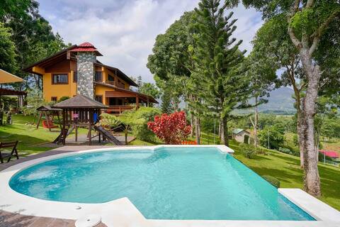 ® {Villa ~ Yrma ~ Ecolodge} @ LosMogotes + Piccuzi + Sauna