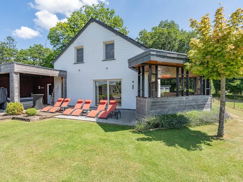 Holiday home in Nadrin