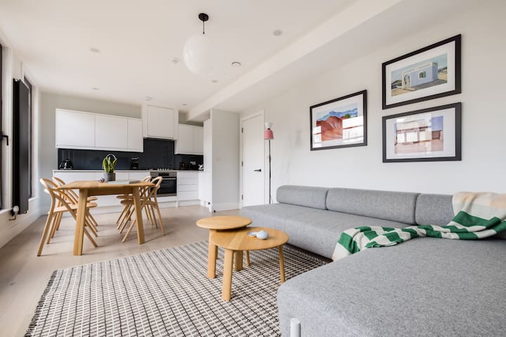 Lovely Leicester Square 2BR – Netflix & Nespresso