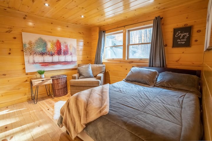 Full bed with trundle underneath.