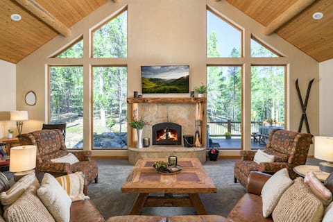 Silverheels Lodge•25 Acres•HotTub•Garage