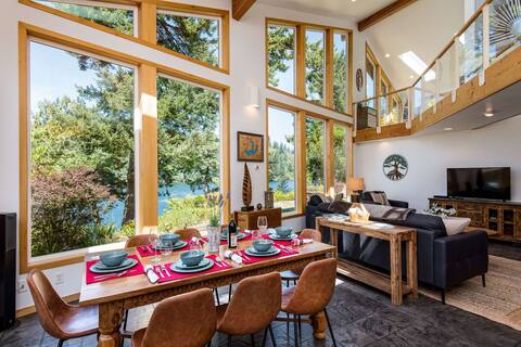 Breathtaking lakefront home with private dock