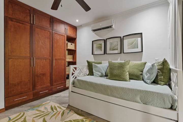 Ве очекуваат свежи ноќи, меки чаршафи и спокојни утра.