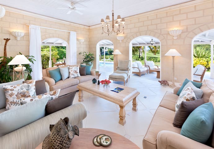 Island Villas managed Airbnb listing 3