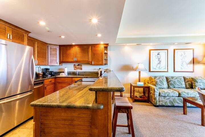 Aston Kaanapali Shores #823: Ocean View 2 Bedroom gallery image 5