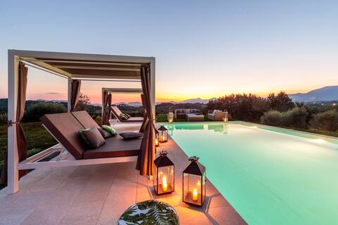 10 Bedrooms Villa in Lucca, Spa, Panoramic Pool