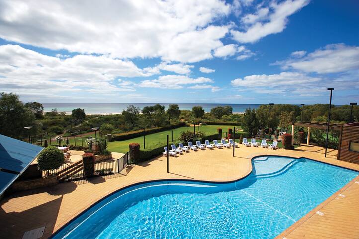 Azure—Beachside Resort Escape for Groups gallery image 5