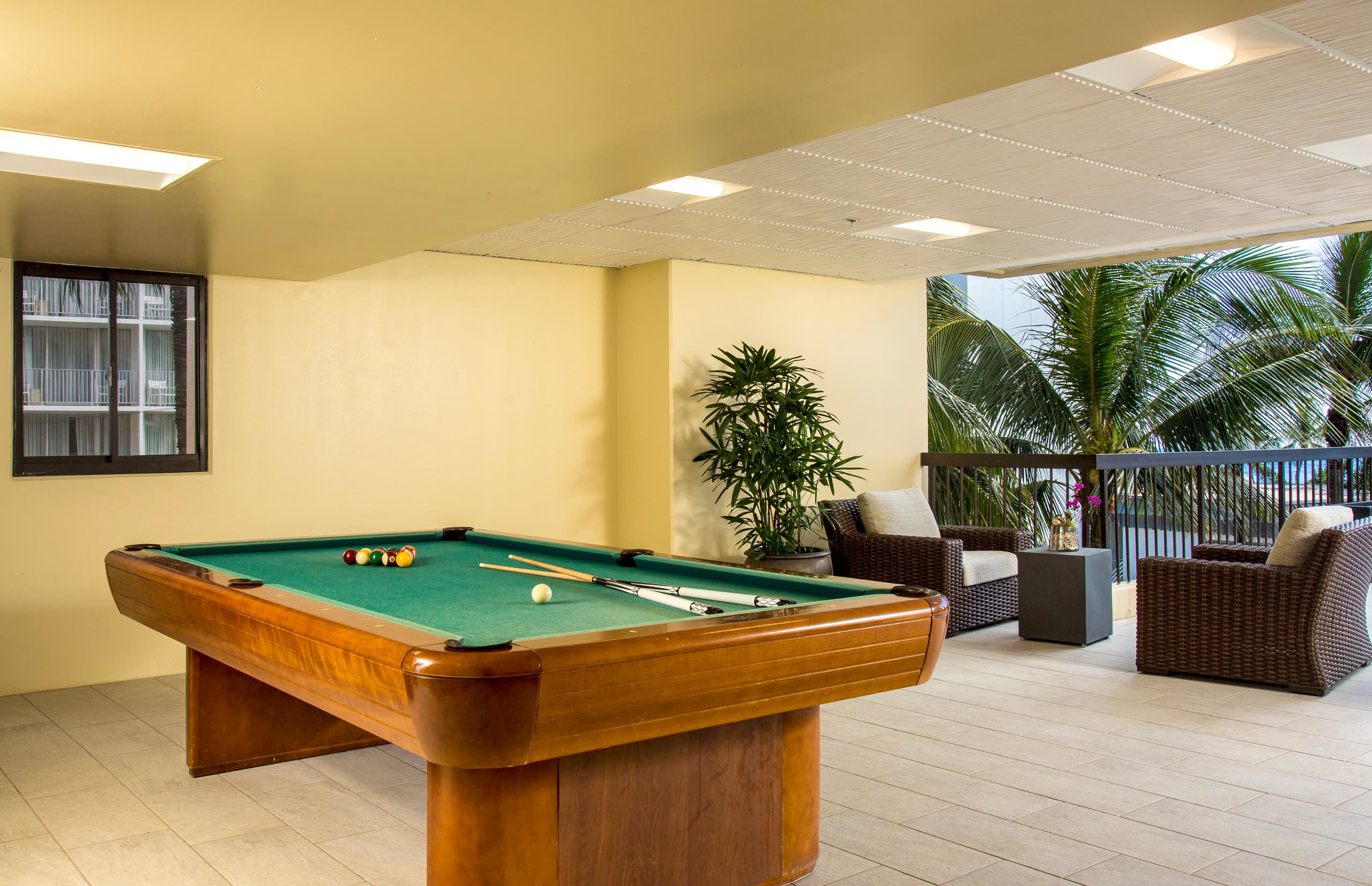 Condo in Honolulu · ★5.0 · 2 bedrooms · 4 beds · 2 shared baths - Image 28