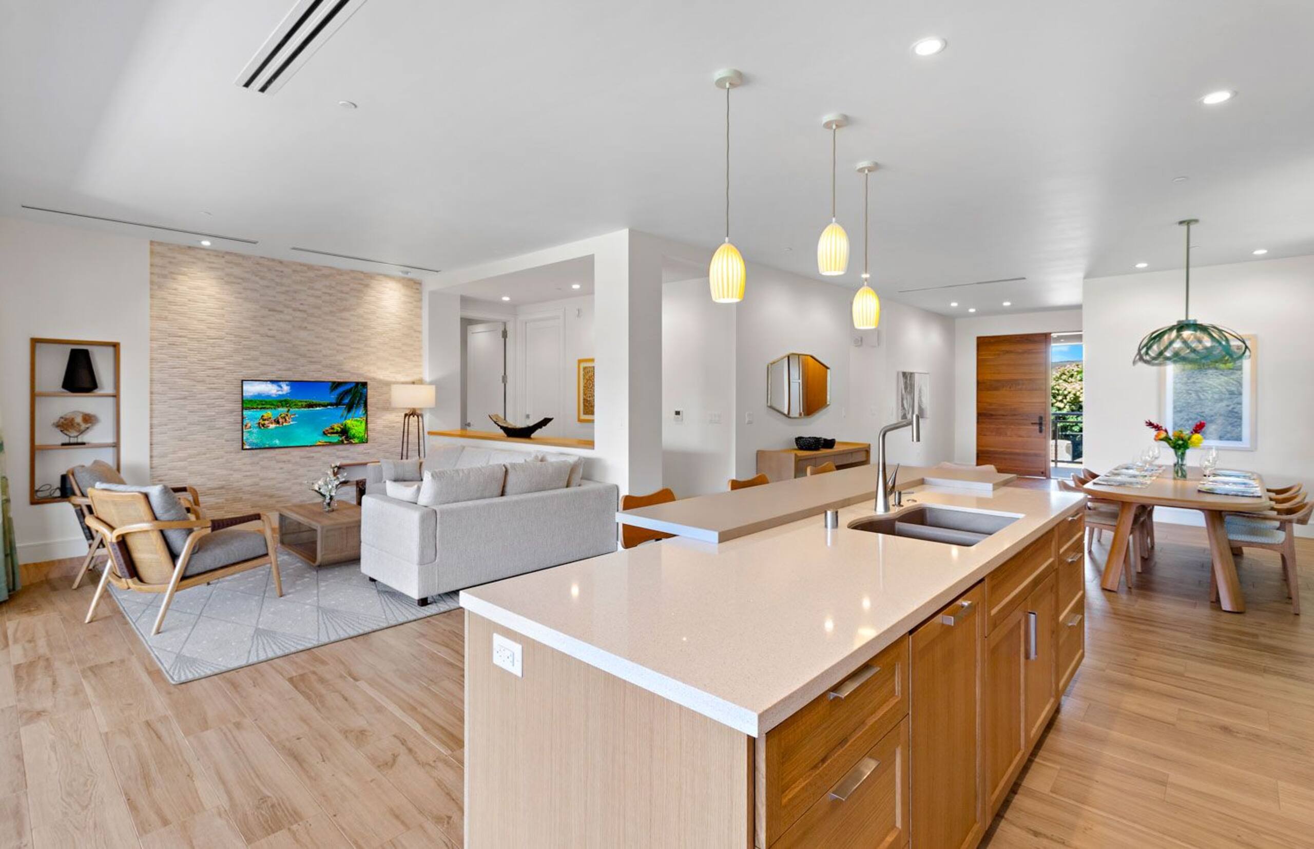 Condo in Lahaina · ★4.43 · 3 bedrooms · 4 beds · 3 baths - Image 8