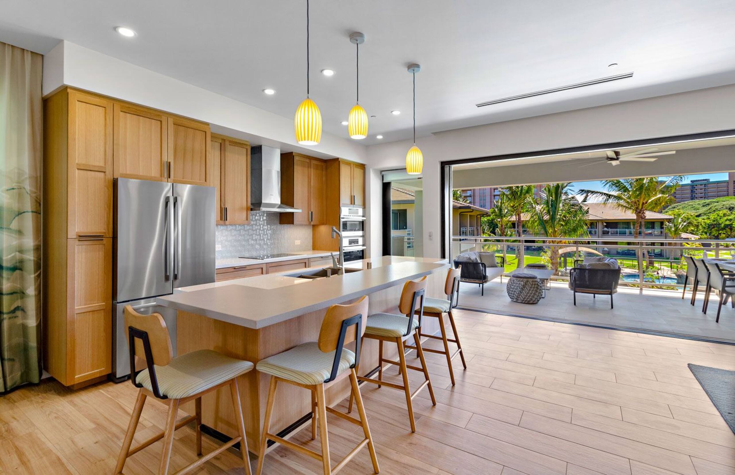 Condo in Lahaina · ★4.43 · 3 bedrooms · 4 beds · 3 baths - Image 9