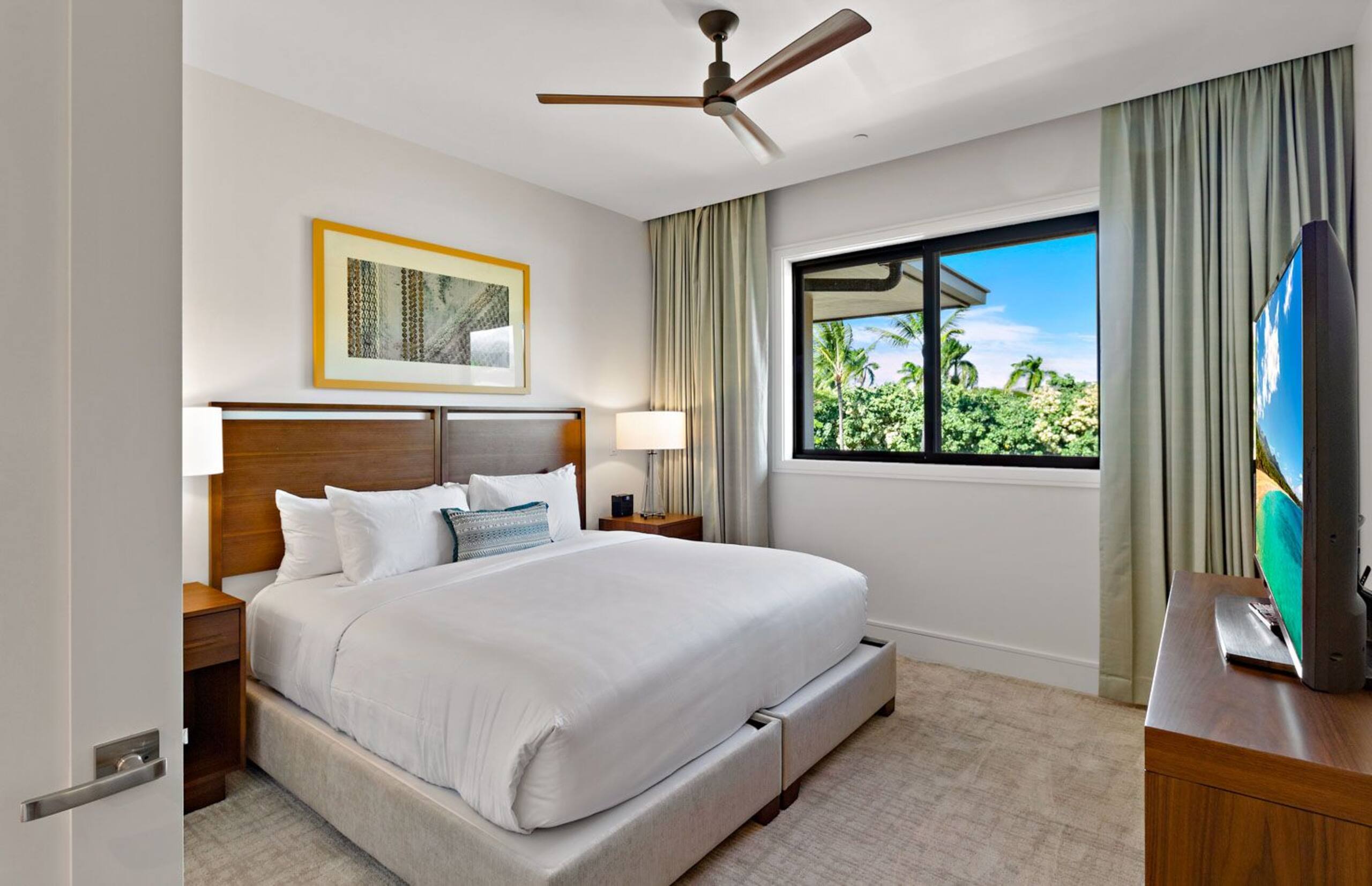 Condo in Lahaina · ★4.43 · 3 bedrooms · 4 beds · 3 baths - Image 25