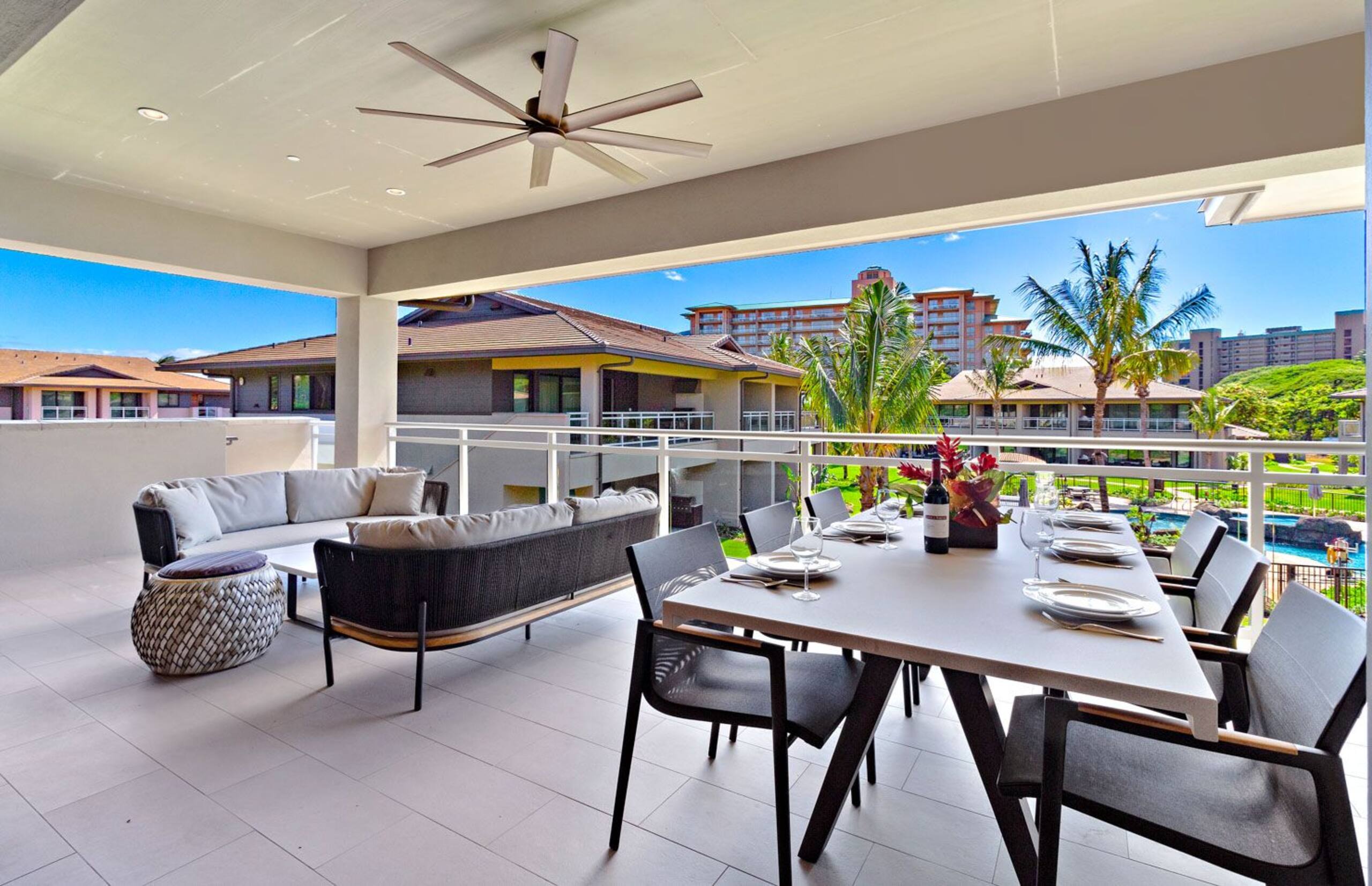 Condo in Lahaina · ★4.43 · 3 bedrooms · 4 beds · 3 baths - Image 3