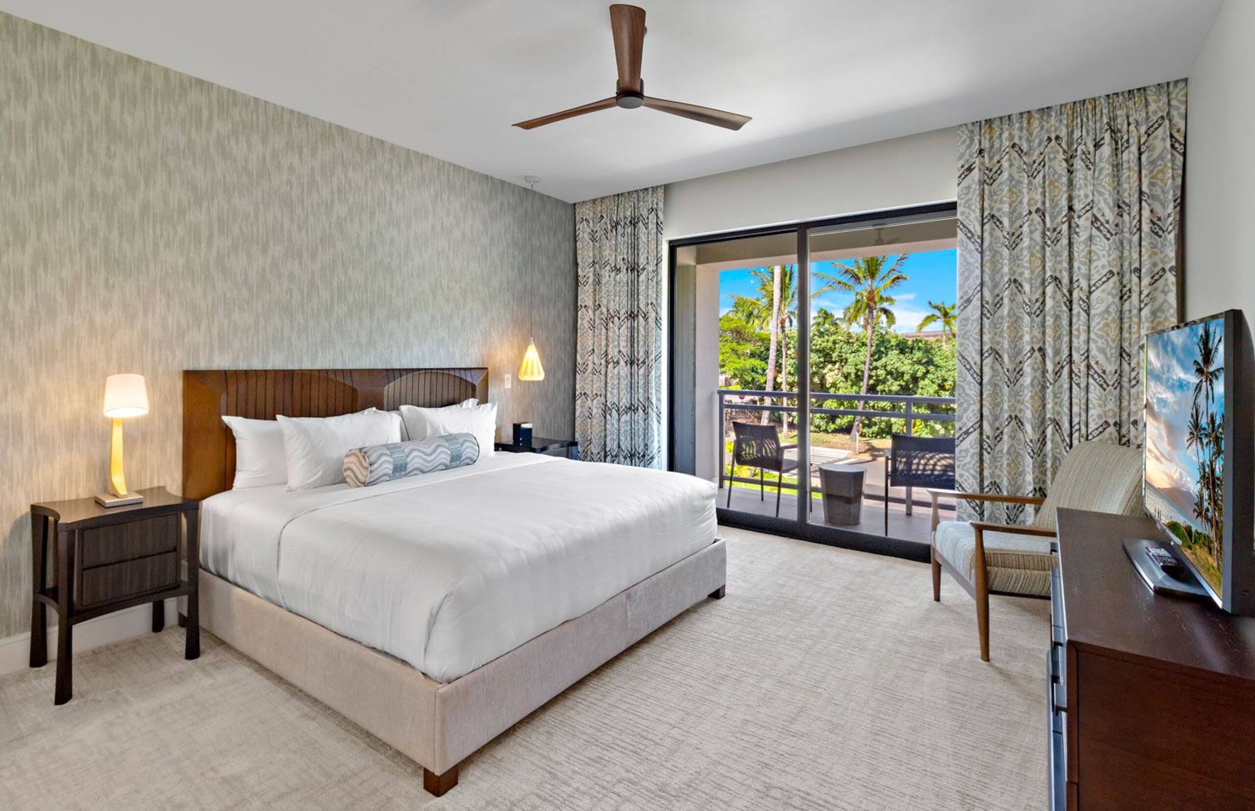 Condo in Lahaina · ★4.43 · 3 bedrooms · 4 beds · 3 baths - Image 21