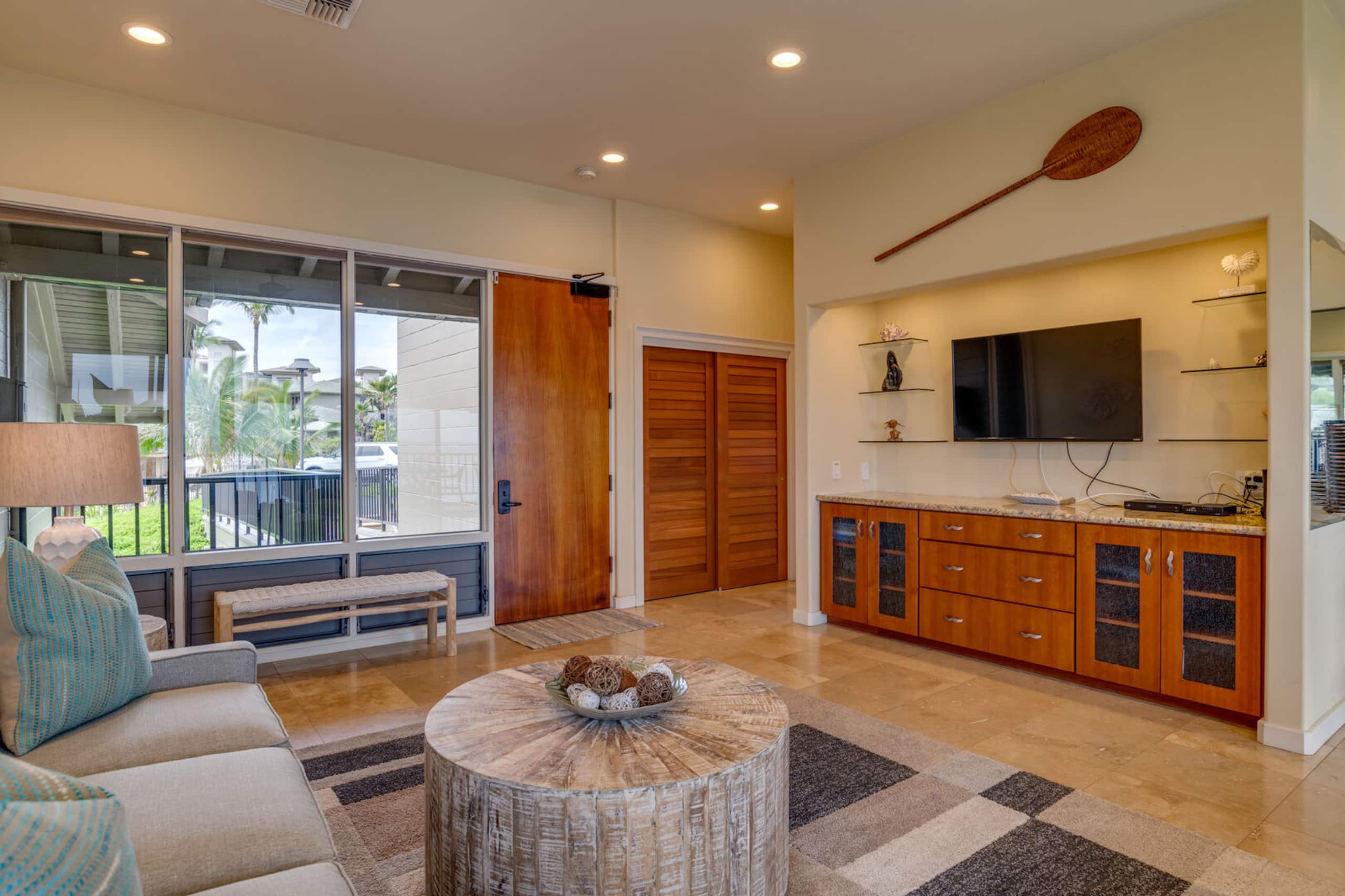Condo in Lahaina · ★5.0 · 1 bedroom · 3 beds · 1 bath - Image 38