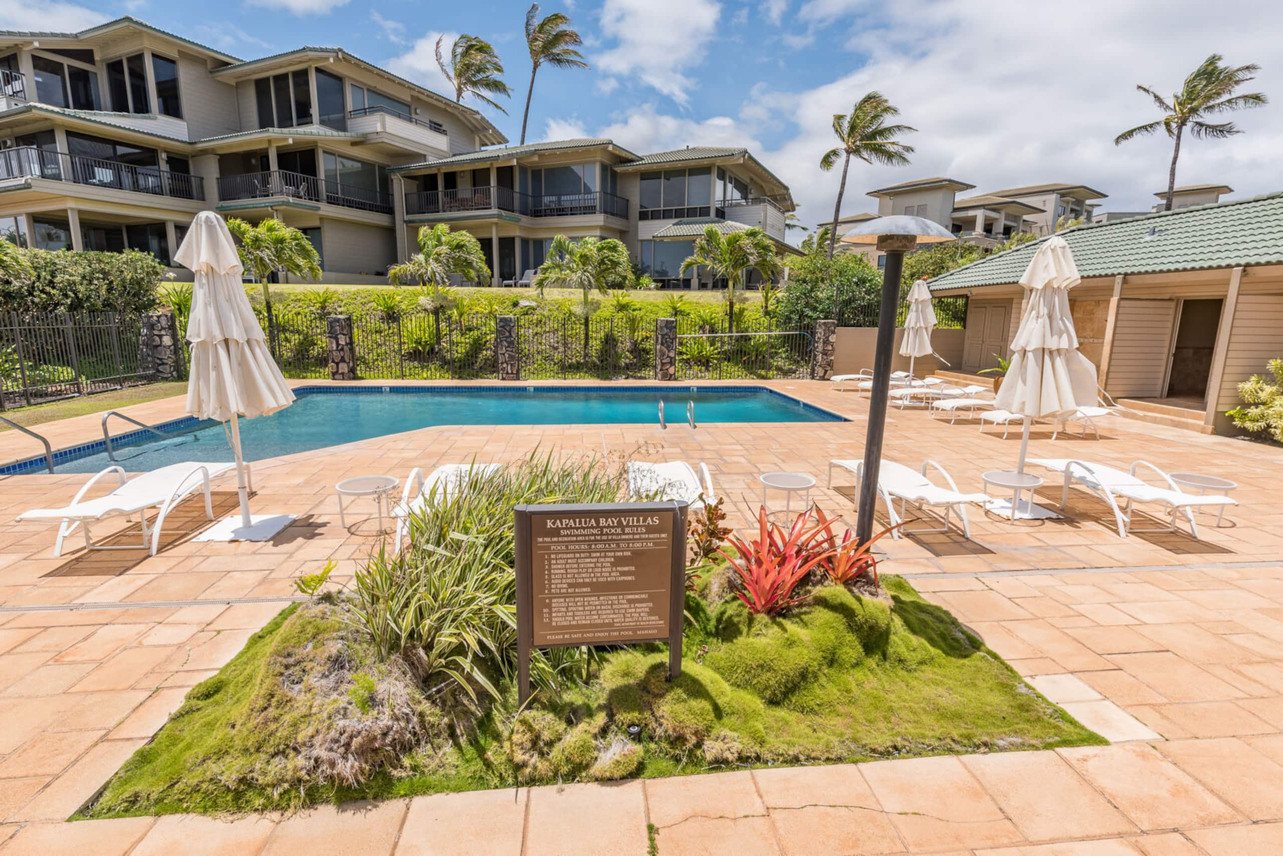 Condo in Lahaina · ★5.0 · 1 bedroom · 3 beds · 1 bath - Image 33