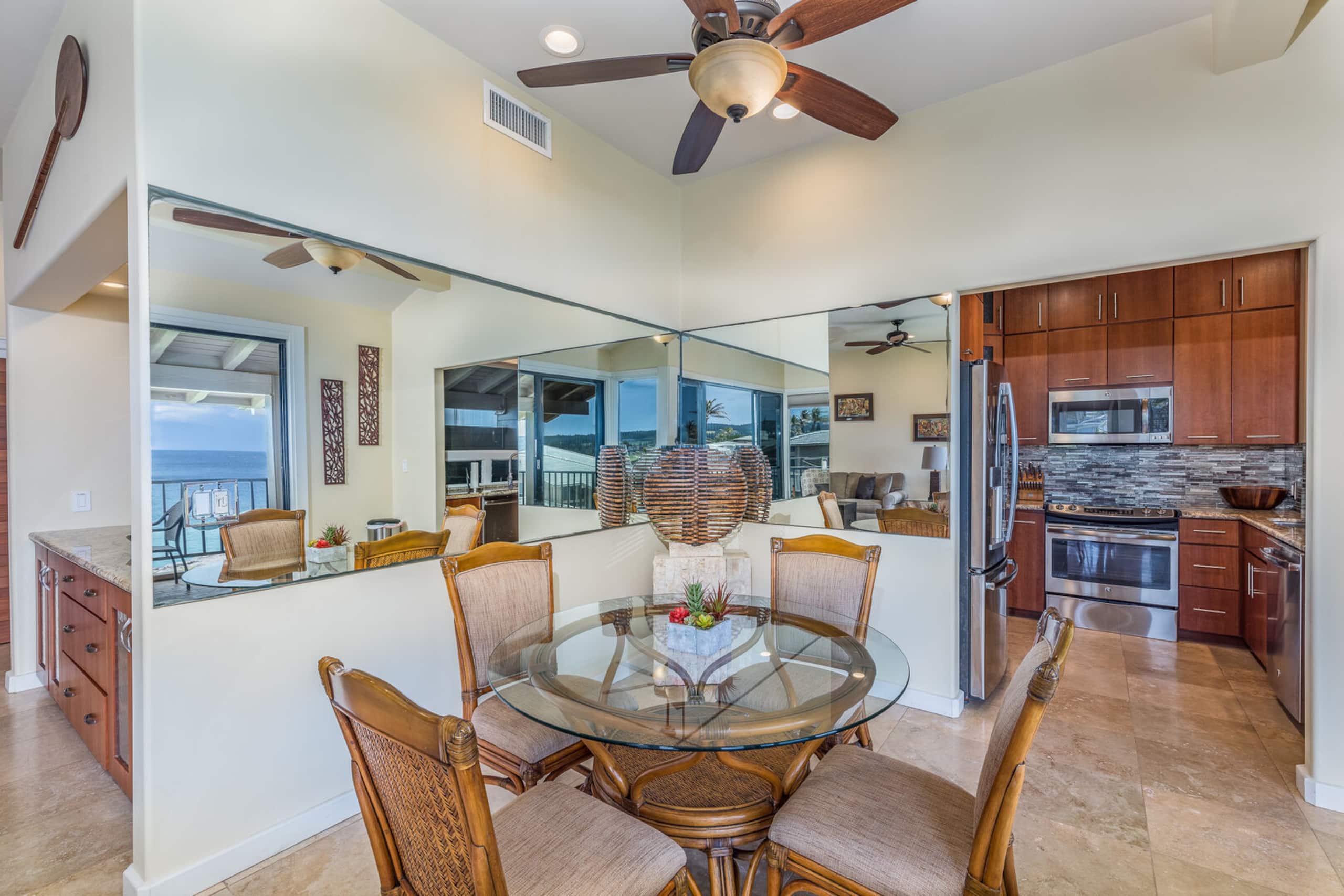 Condo in Lahaina · ★5.0 · 1 bedroom · 3 beds · 1 bath - Image 5