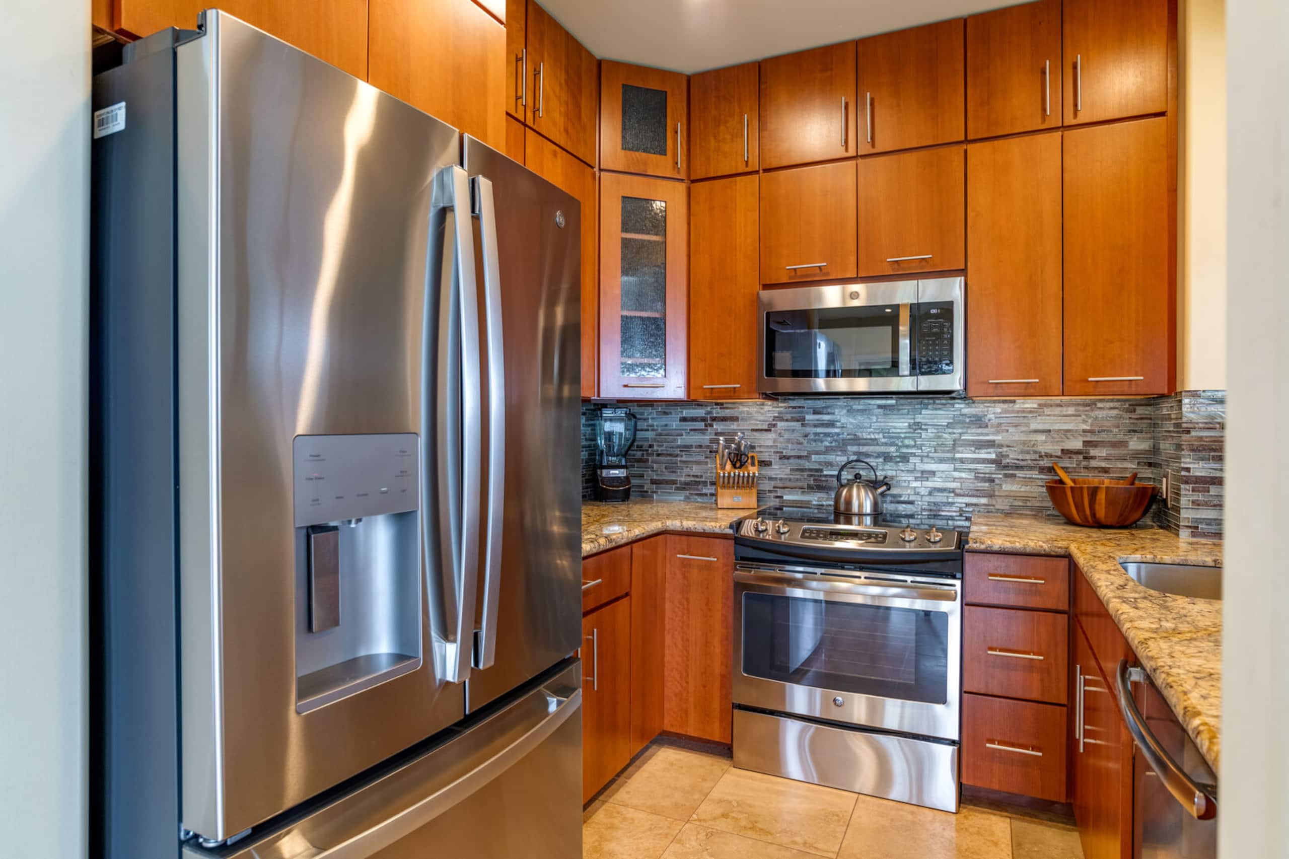 Condo in Lahaina · ★5.0 · 1 bedroom · 3 beds · 1 bath - Image 1