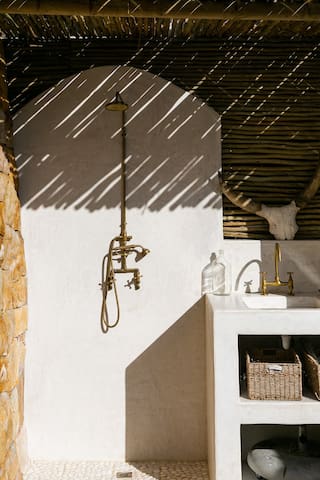 Clifton 1st Beach Cottage Sanctuary gallery image 4