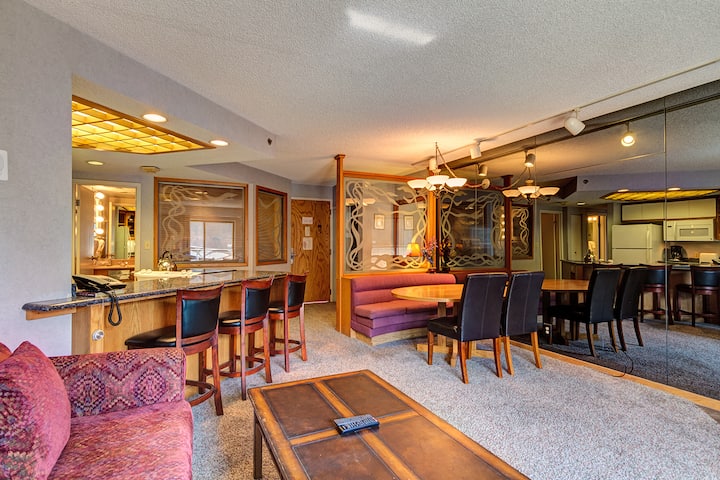 Best Of Summit 2025 Winner For Best Lodging Hotel! Perfect Breck Location - Ski- - Breckenridge, CO