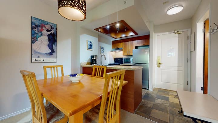 Marquise 206 - 1 Bedroom / 1.5 Bath Suite, Pool! - 威士拿