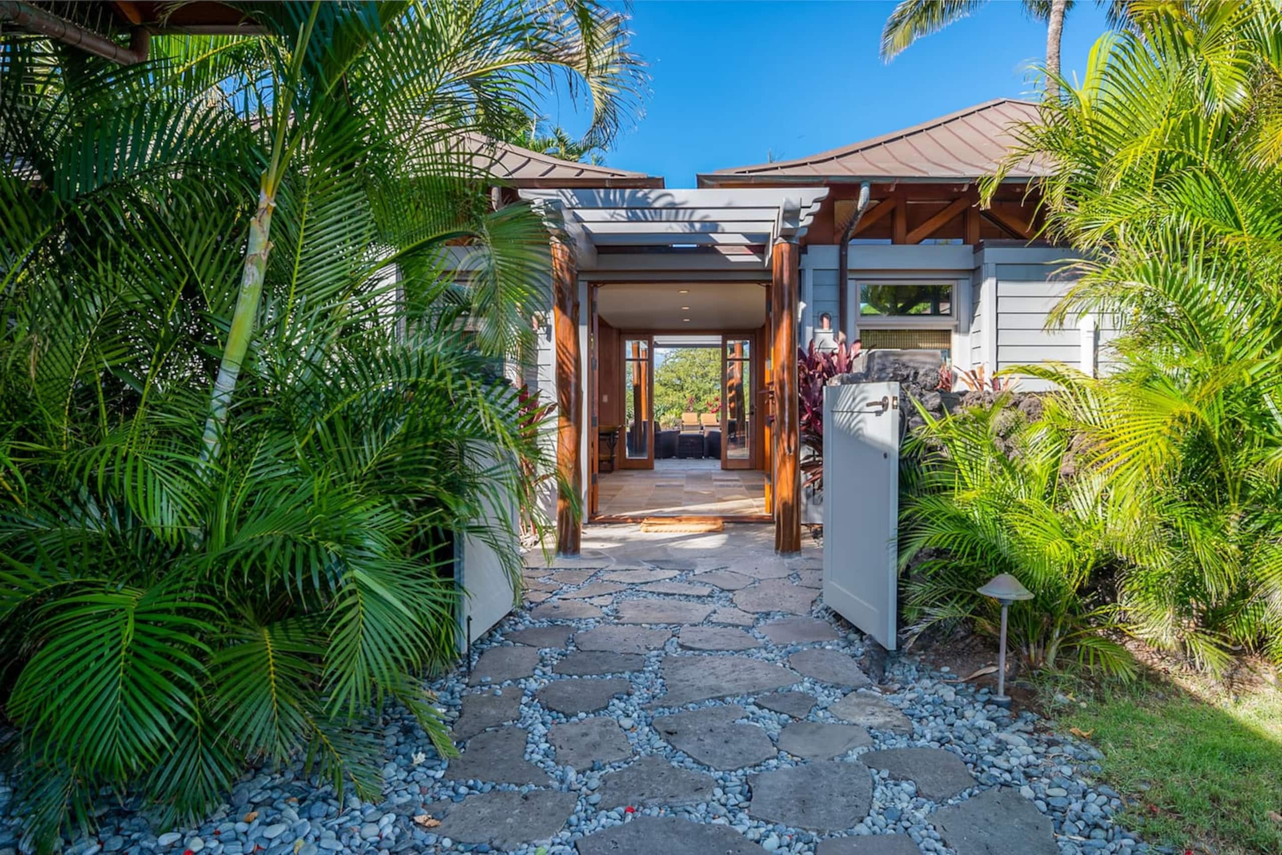 Home in Waimea · ★4.95 · 3 bedrooms · 4 beds · 3.5 baths - Image 43