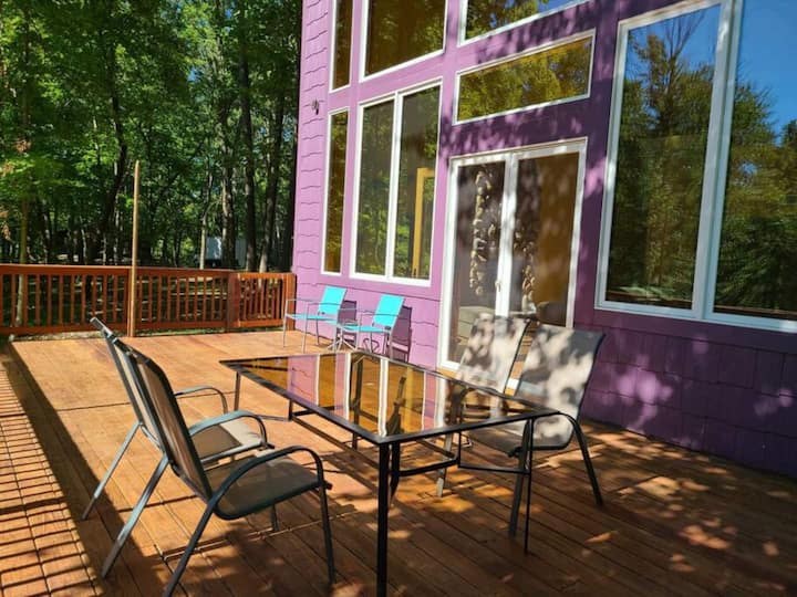 150 Acres of Nature w/ River, Purple House - Houses for Rent in