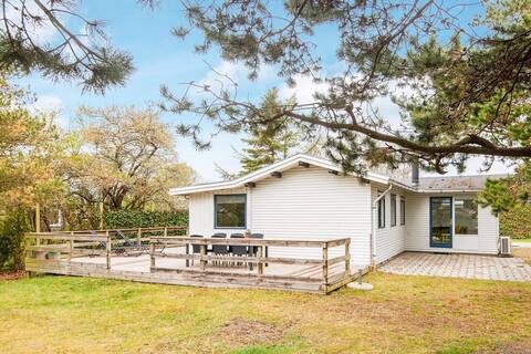 6 person holiday home in børkop
