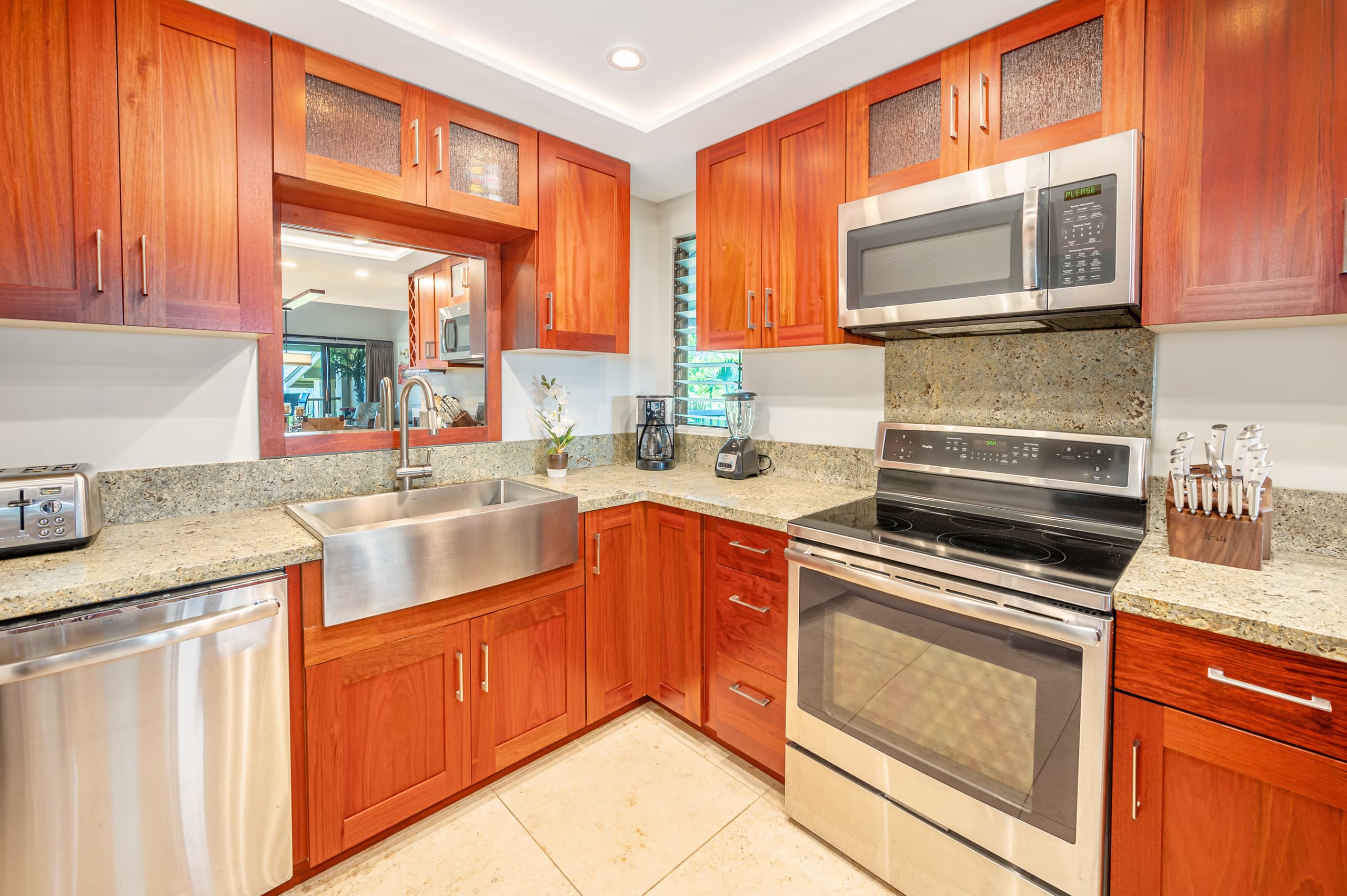Condo in Princeville · ★5.0 · 2 bedrooms · 4 beds · 2 baths - Image 11