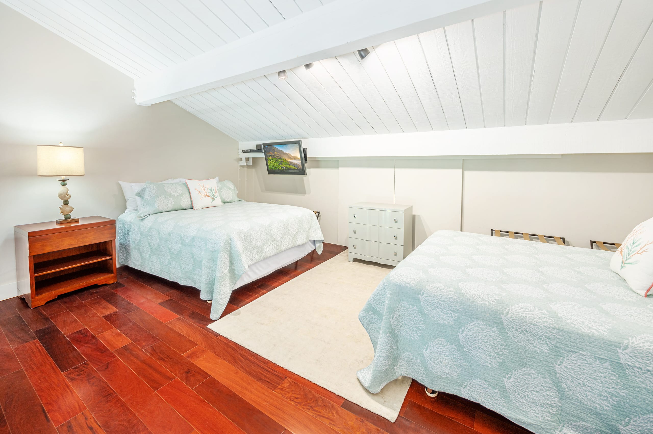 Condo in Princeville · ★5.0 · 2 bedrooms · 4 beds · 2 baths - Image 14