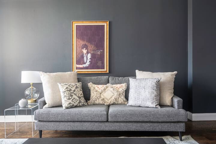 Blueground | UES, gym, balcony, stunning roof gallery image 2