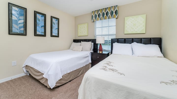 Dy dhoma gjumi dyshe 3 në katin e sipërm