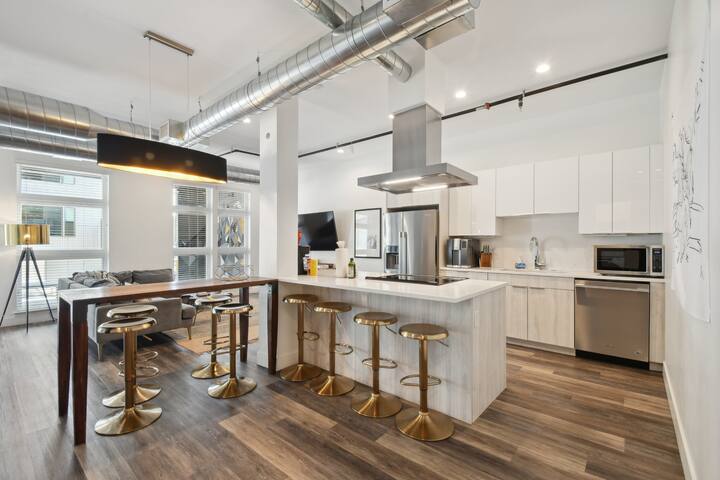 Cowboy Muse | RiNo Art Lofts gallery image 2