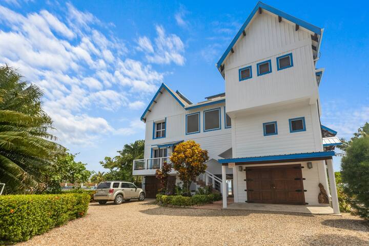5BR Oceanfront Placencia Peninsula | Private Pool
