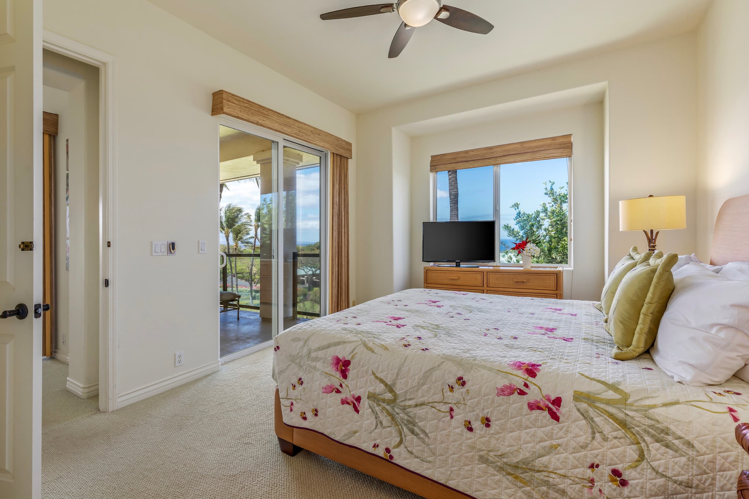 Condo in Waimea · ★5.0 · 2 bedrooms · 3 beds · 2 baths - Image 14