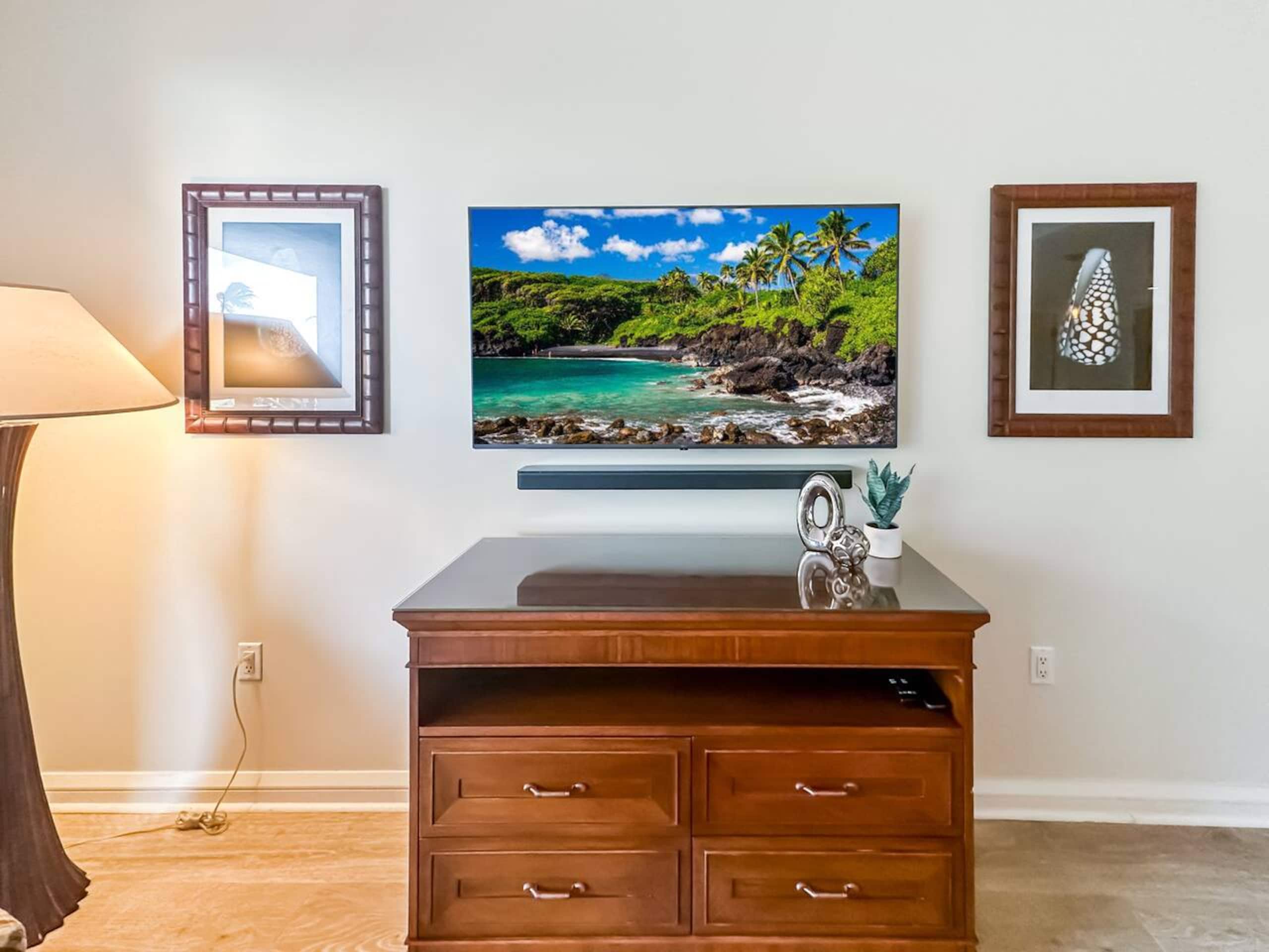 Condo in Lahaina · ★4.98 · 1 bedroom · 1 bed · 1 bath - Image 13
