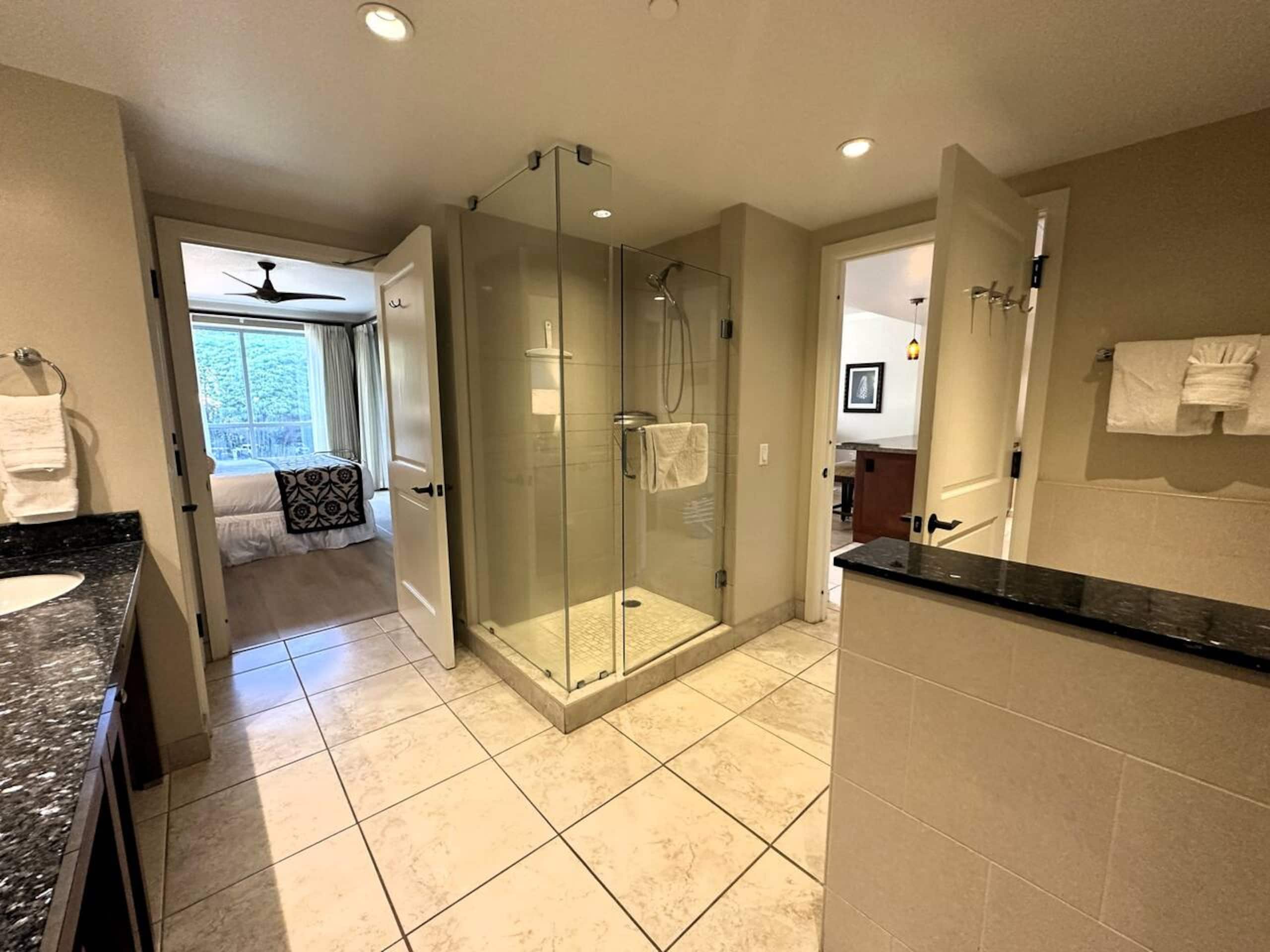 Condo in Lahaina · ★4.98 · 1 bedroom · 1 bed · 1 bath - Image 11