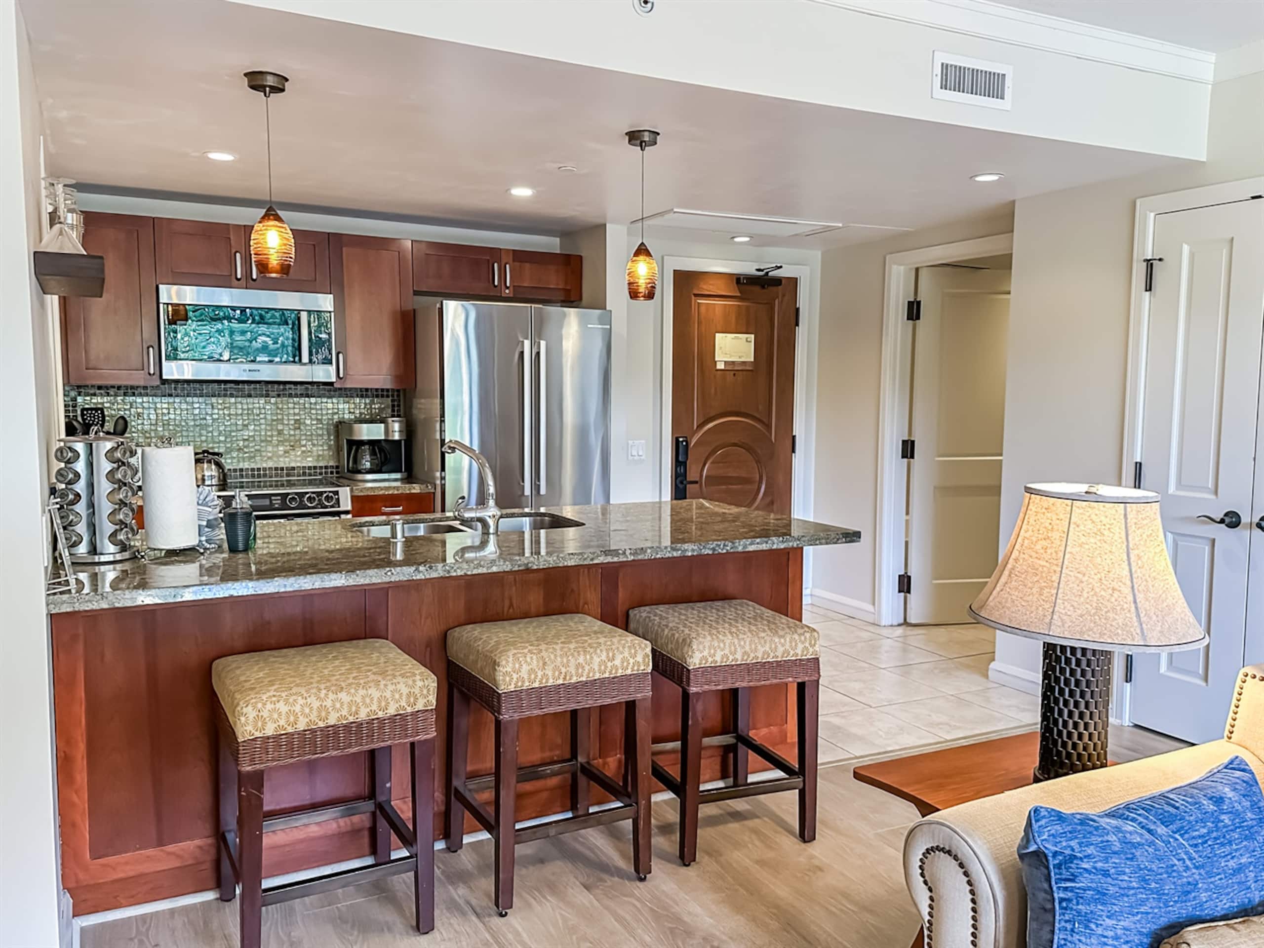 Condo in Lahaina · ★4.98 · 1 bedroom · 1 bed · 1 bath - Image 3