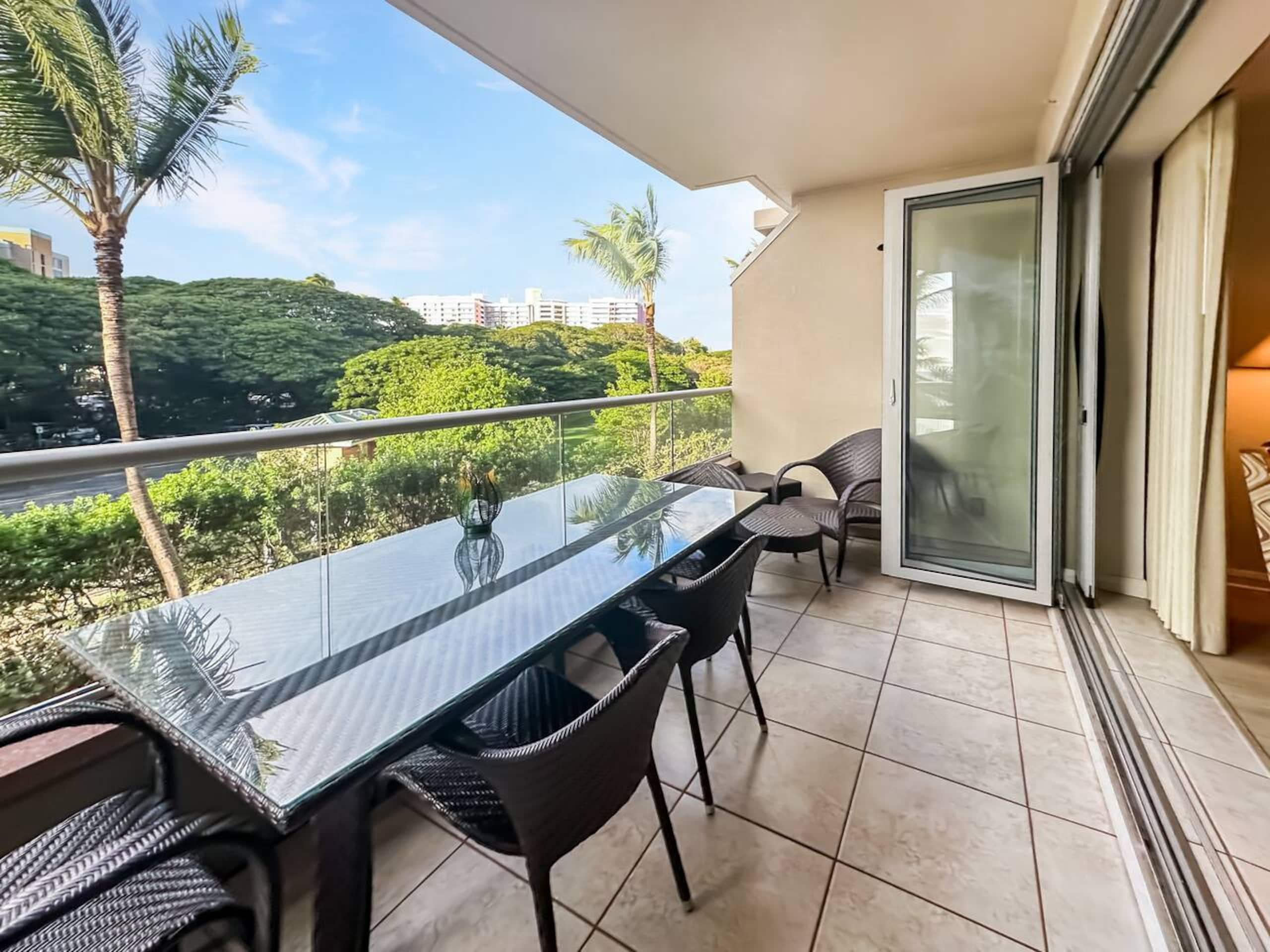 Condo in Lahaina · ★4.98 · 1 bedroom · 1 bed · 1 bath - Image 21