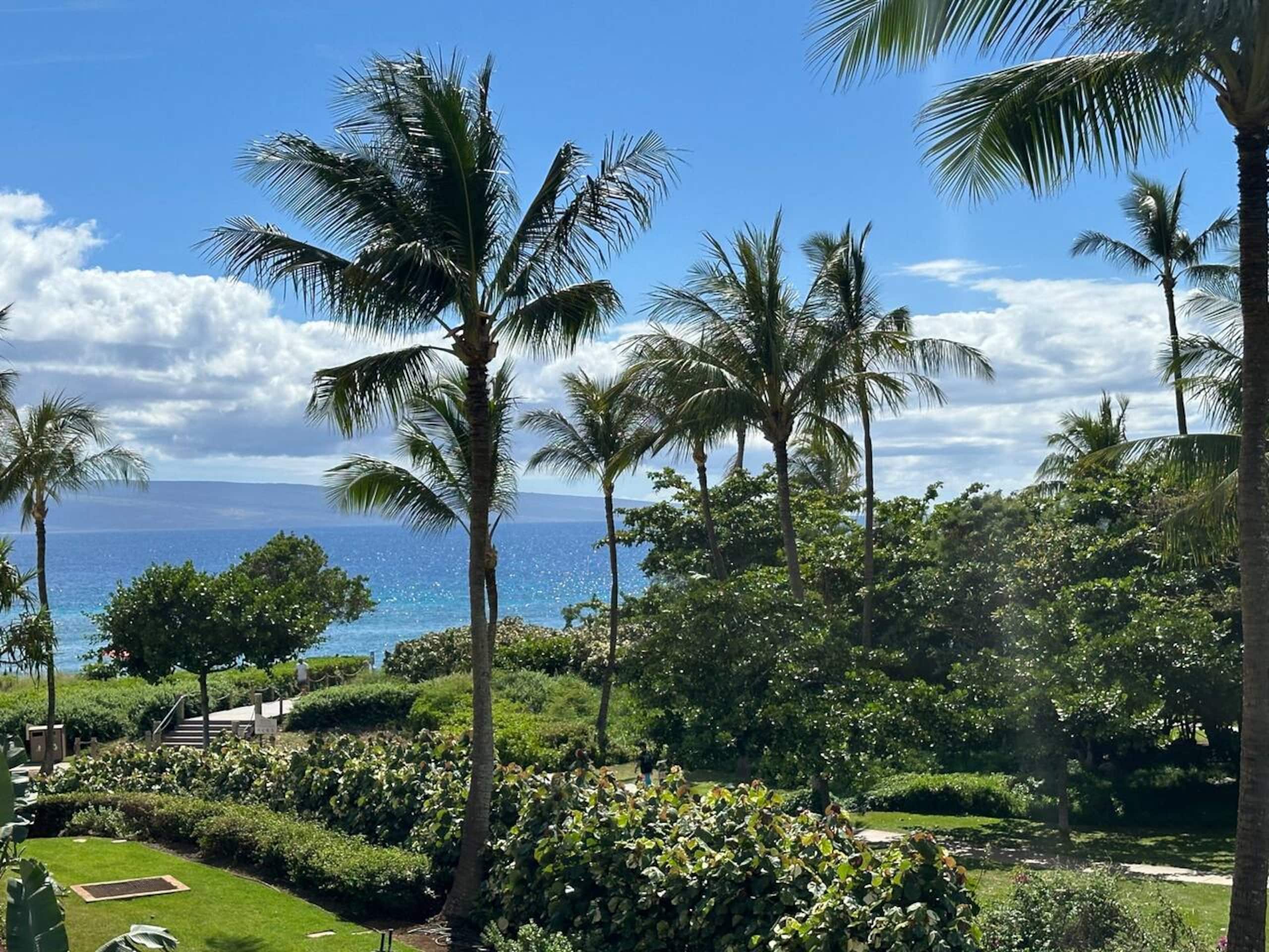 Condo in Lahaina · ★4.98 · 1 bedroom · 1 bed · 1 bath - Image 2