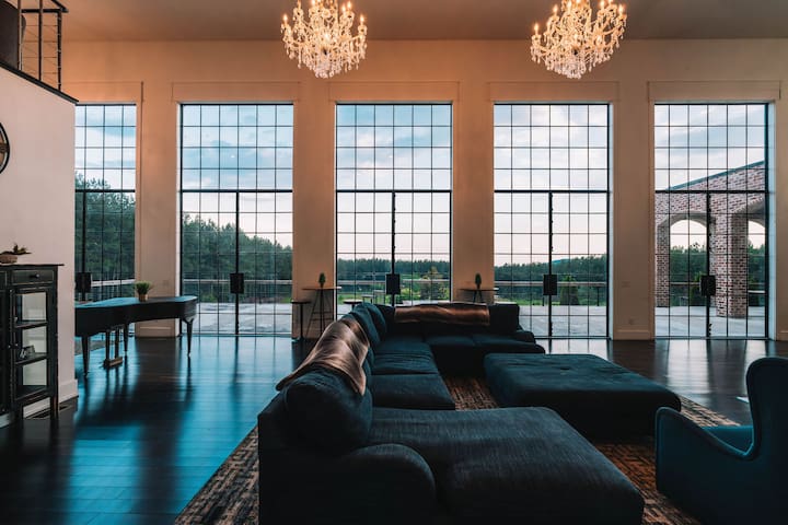 Enjoy Unique Stays managed Airbnb listing 3