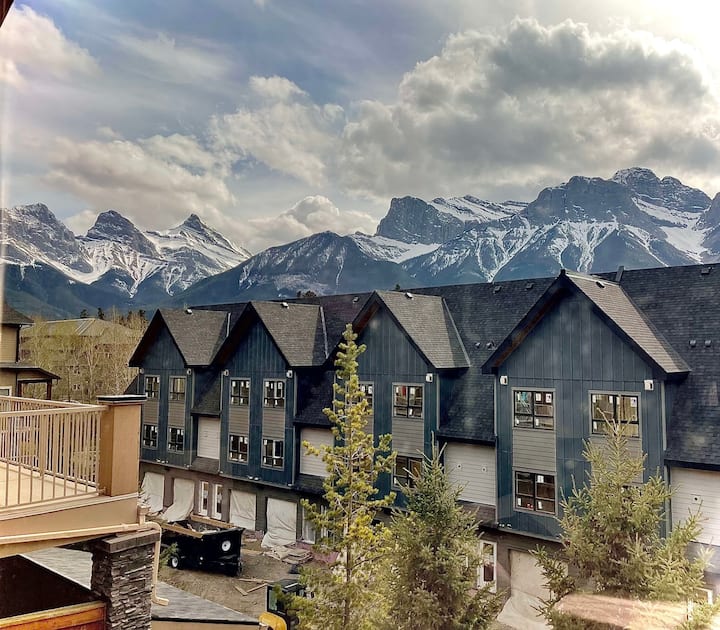 Top 10 ShortTerm Rentals In Canmore, Canada Updated 2024 Trip101