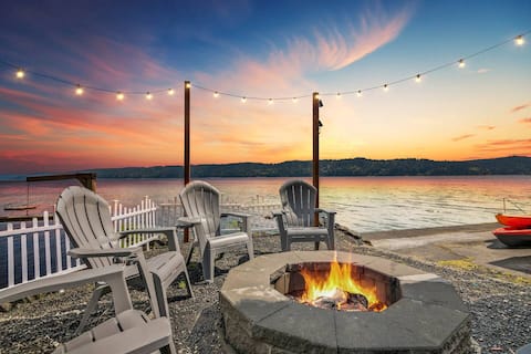 Hood Canal waterfront, Kayaks & Firepit