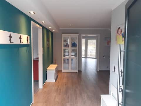 House-Family-Mobility bath-Canal view-Haus Karola