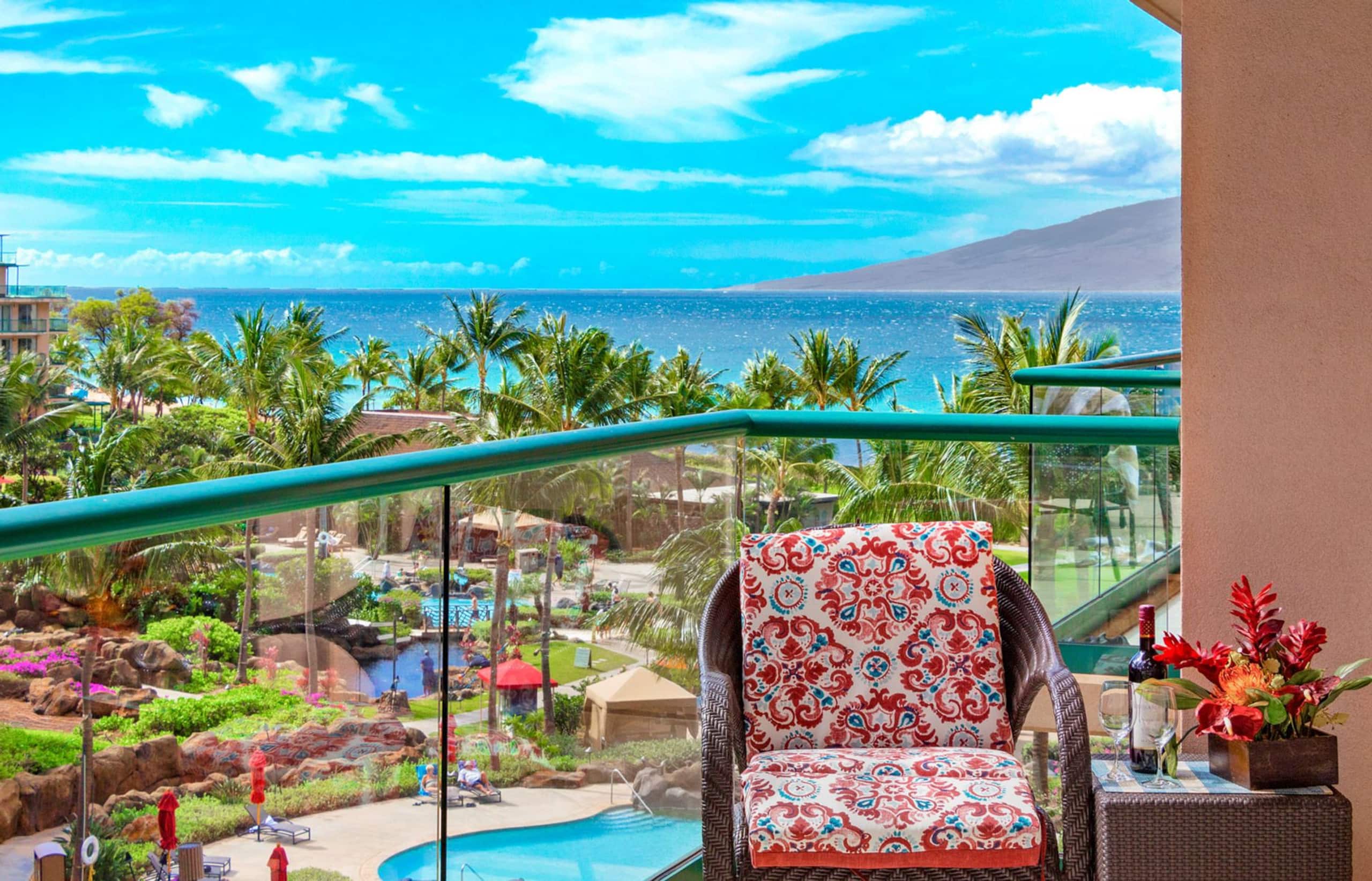 Condo in Lahaina · ★4.67 · 2 bedrooms · 3 beds · 2 baths - Image 3