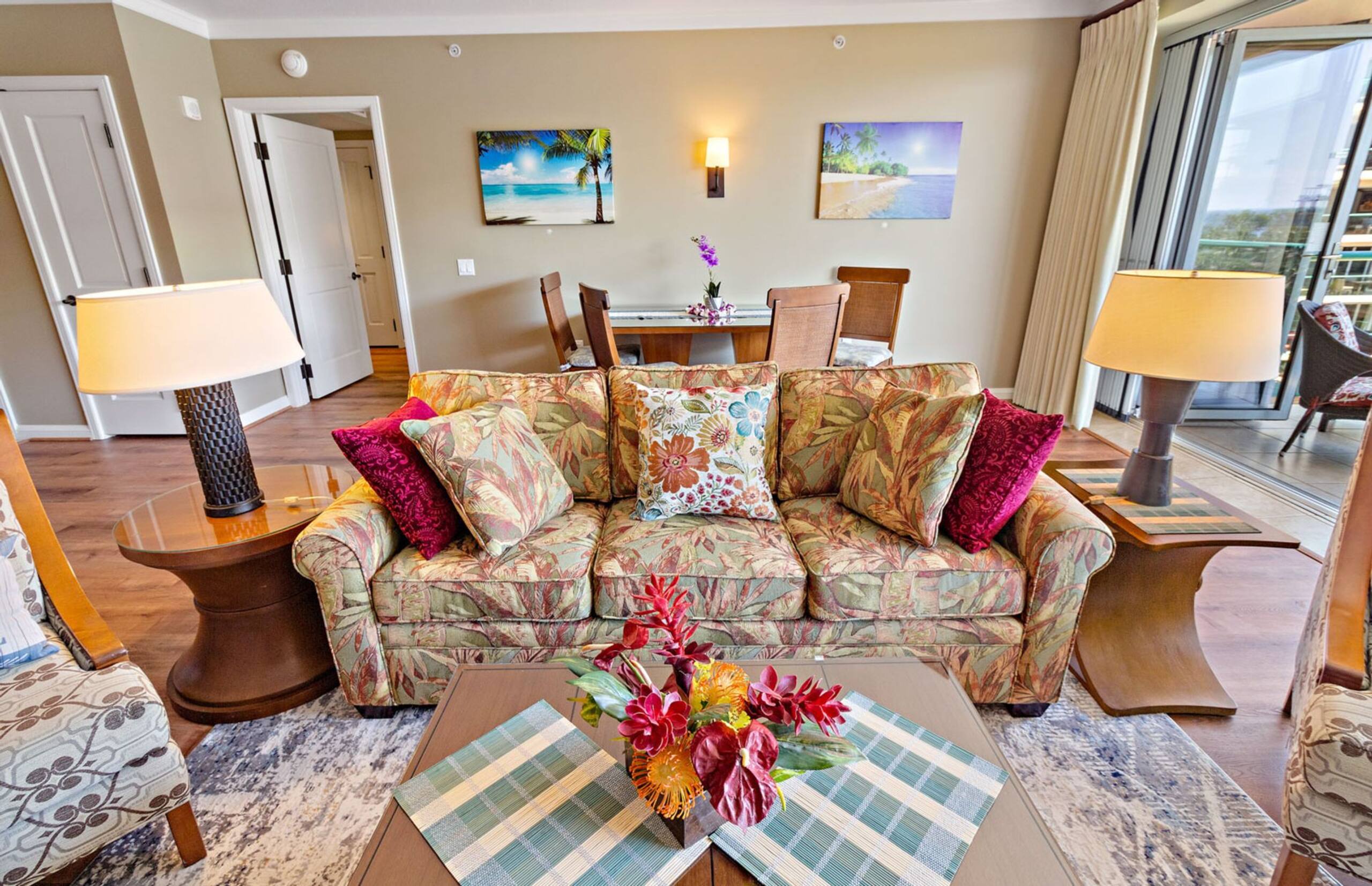Condo in Lahaina · ★4.67 · 2 bedrooms · 3 beds · 2 baths - Image 10