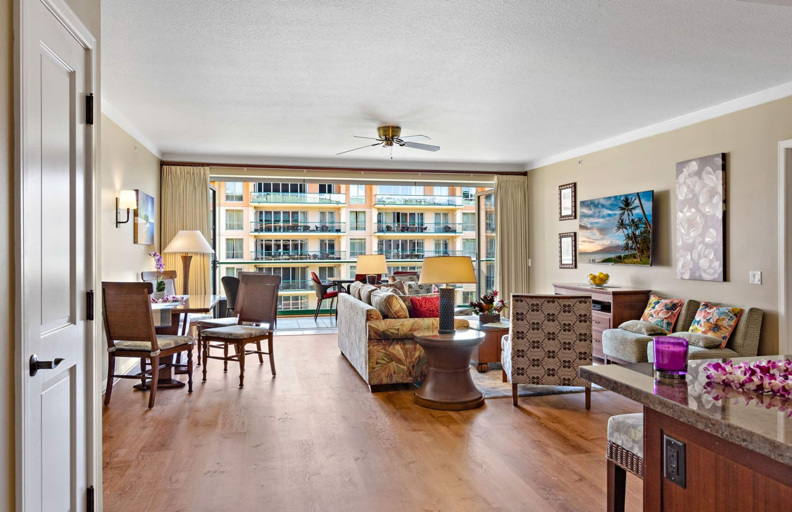 Condo in Lahaina · ★4.67 · 2 bedrooms · 3 beds · 2 baths - Image 13