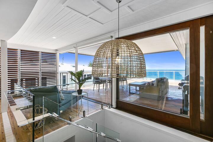 Seascape: Pet Friendly-Ocean Views Sunshine Beach gallery image 5