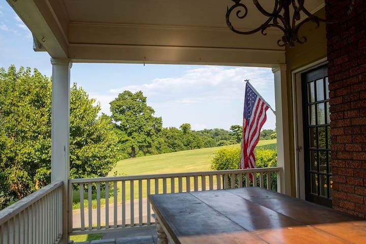 Music City Magnolia LLC managed Airbnb listing 3