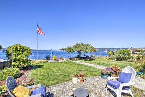 Waterfront Puget Sound Retreat: Steps to Beach!